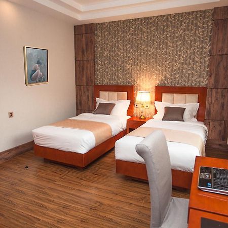 Resort World Terelj Hotel 乌兰巴托 外观 照片