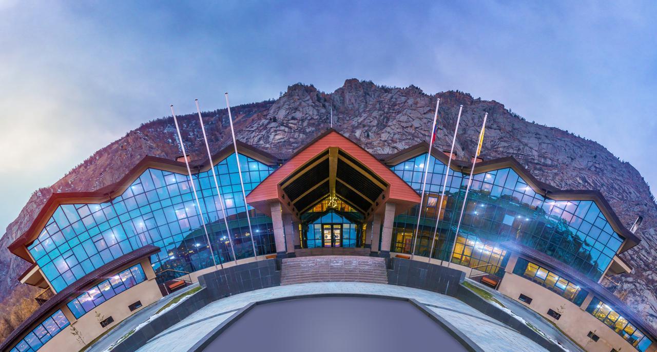 Resort World Terelj Hotel 乌兰巴托 外观 照片