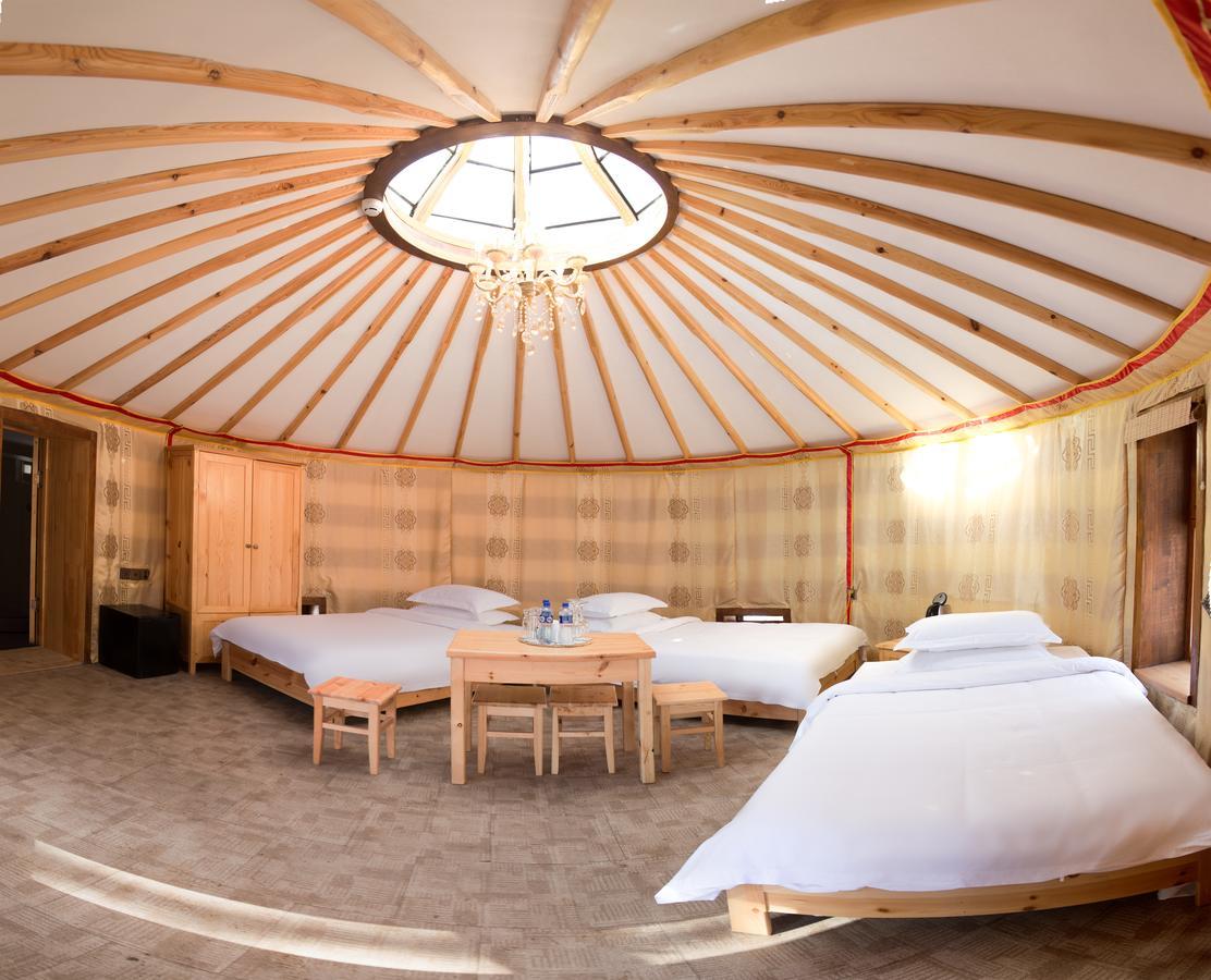 Resort World Terelj Hotel 乌兰巴托 外观 照片